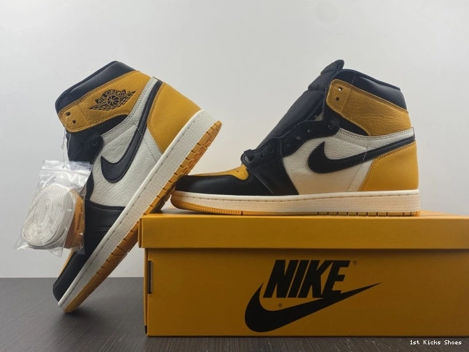 1st Kicks High OG Air Yellow Toe Jordan 555088-711 1 0813